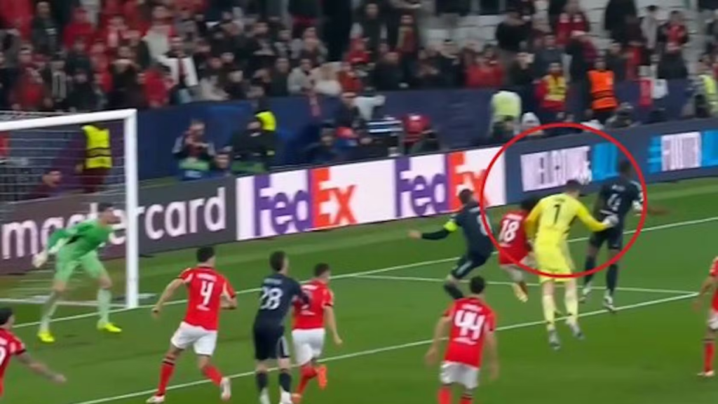 Benfica goalkeeper Anatoliy Trubin scores 98th-minute header against Real Madrid in Champions League