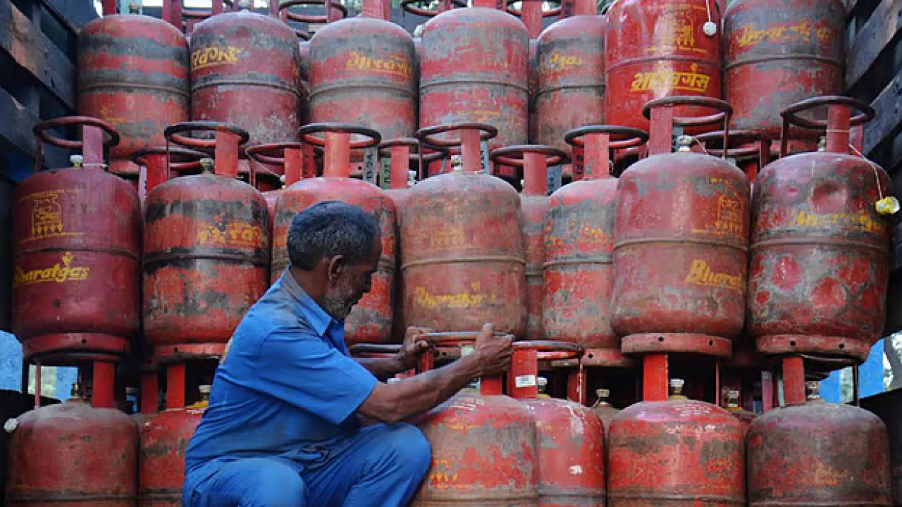 Commercial LPG cylinders stacked outside restaurants amid supply shortage concerns in Indian cities