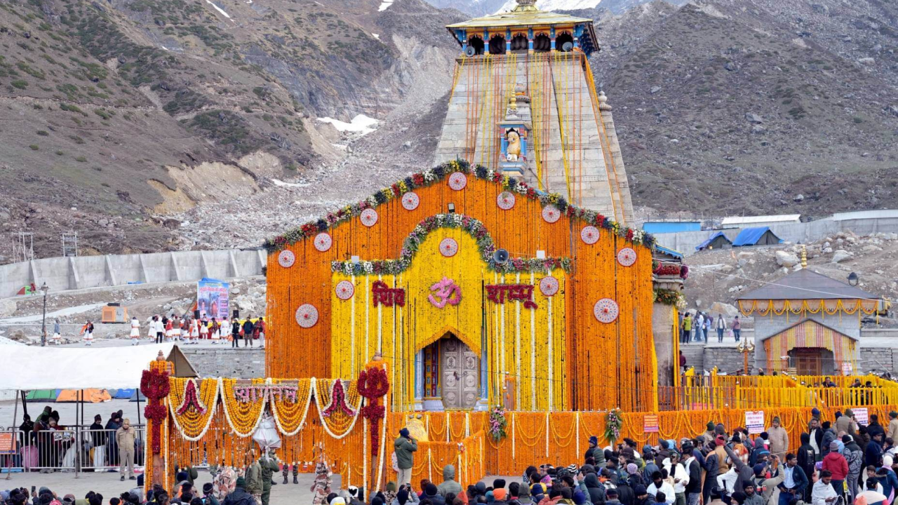Kedarnath Temple covered in snow as devotees gather during Char Dham Yatra 2026
