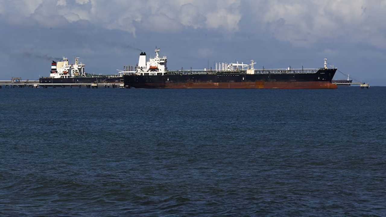 Iranian naval vessels patrolling Strait of Hormuz after seizure of cargo ships