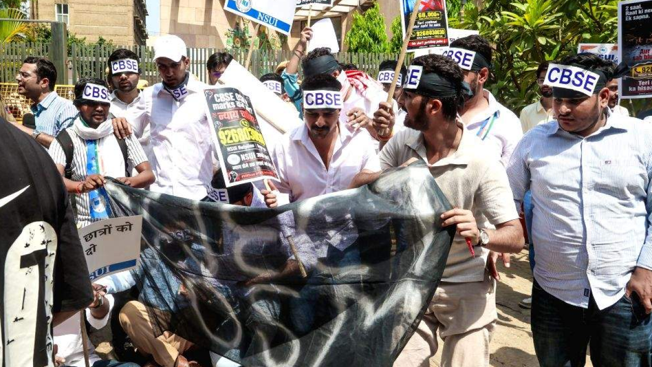 CBSE students and school principals amid controversy over the On-Screen Marking system and social media messaging campaign